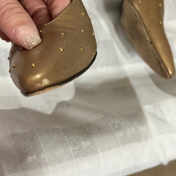 Stuart Weitzman gold with gold round studded 3” heels/pump - Picture 17 of 17